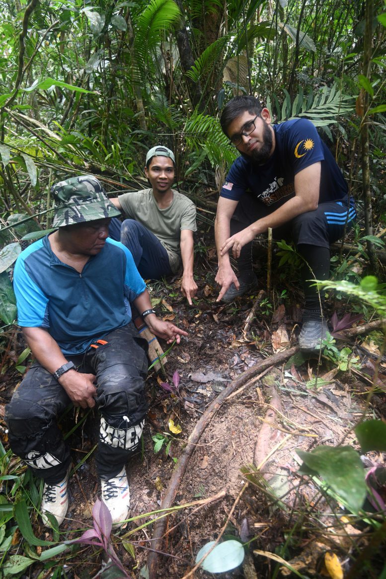 From Left to Right Angan and Alias and Zubir With Thismia Aliasii