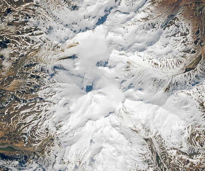 Frosty Volcano 2023 Peak