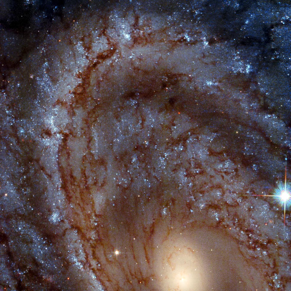 Hubble takes a beautiful close-up of a beautiful spiral galaxy