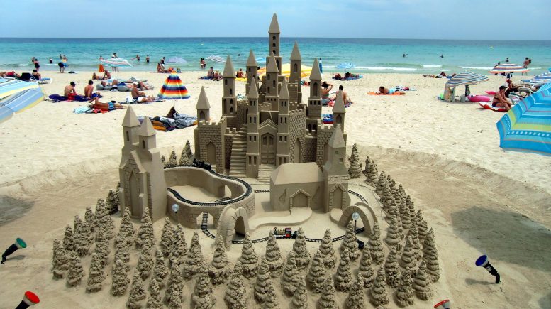 Château de sable géant