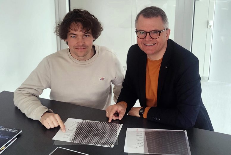 Harald Giessen and Julian Schwab
