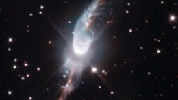 Hen 3-1475, a planetary nebula in the making.