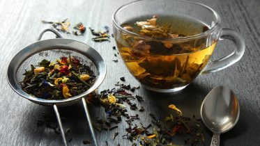 Hidden Nutrients Revealed: Groundbreaking Study Identifies Lipids in Herbal Teas