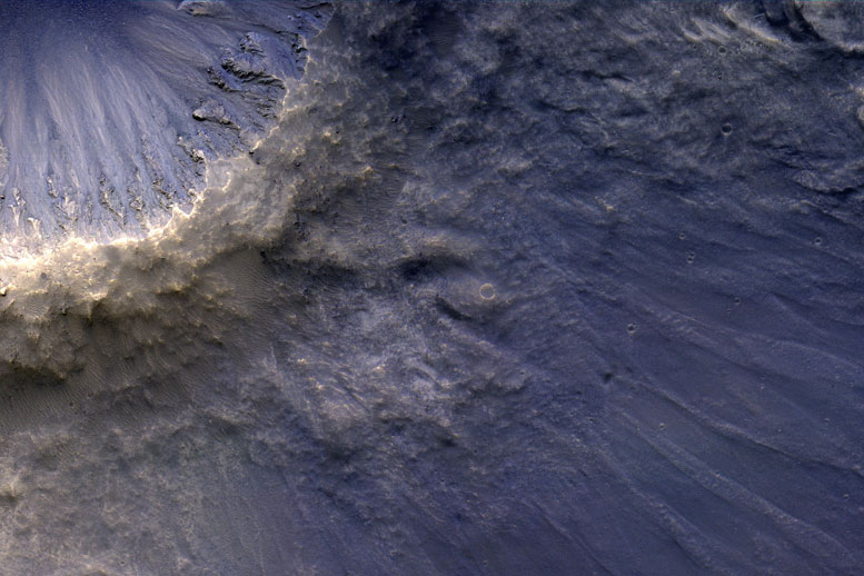 HiRISE Views Impact Ejecta on Mars