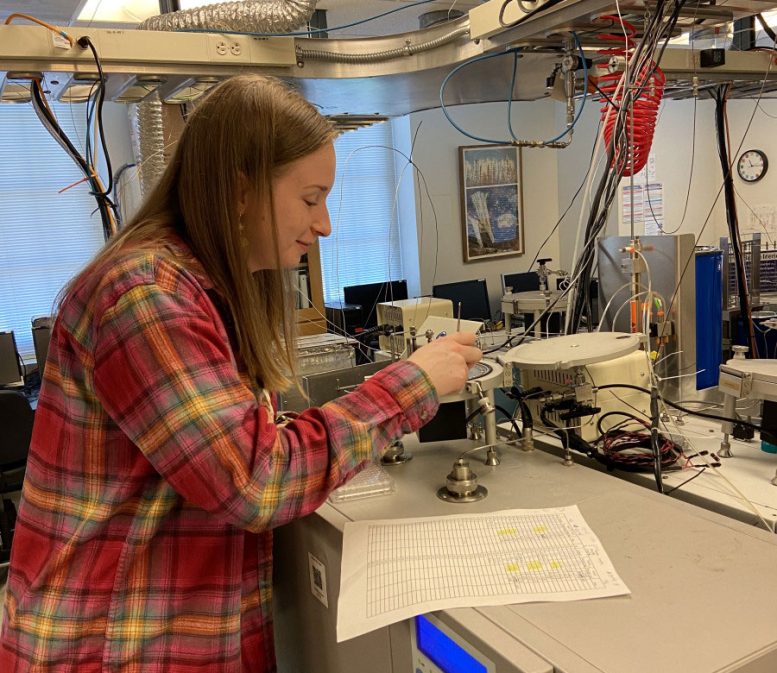 Holly Rucker in Lab