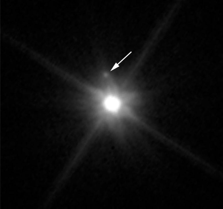 Hubble Image Makemake Moon