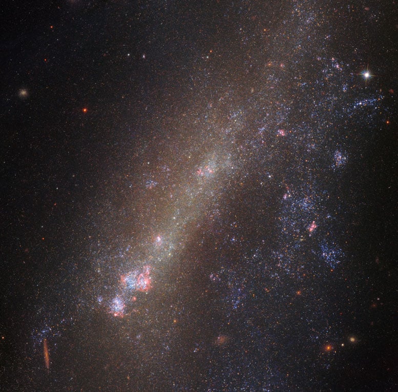 Hubble Image of IC 1727 and NGC 672