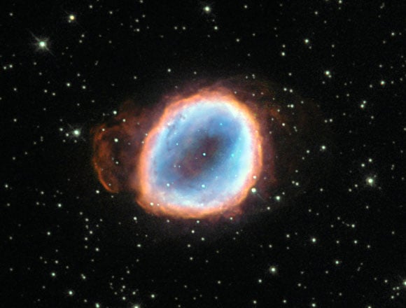Hubble Image of Planetary Nebula NGC 6565