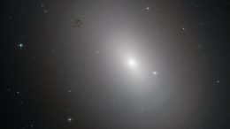 Hubble Sees Elliptical Galaxy NGC 3923