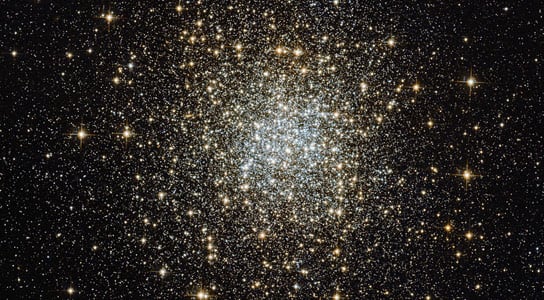 Hubble Sees Globular Cluster Palomar 2