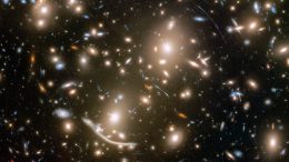 Hubble View of Galaxy Cluster Abell 370