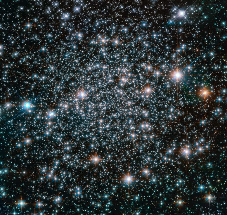 Hubble Views Globular Cluster NGC 6496