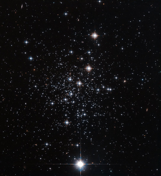 Hubble Views Globular Cluster Palomar 12