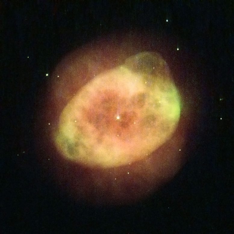 Hubble Views Planetary Nebula IC 289