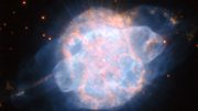 Hubble Views Planetary Nebula NGC 3918