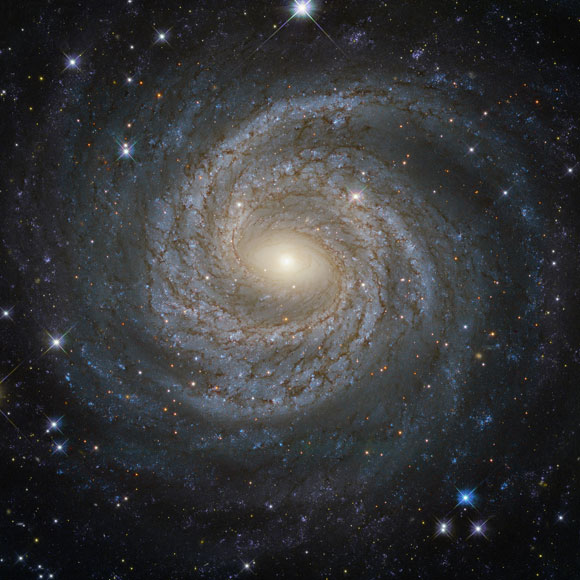 Hubble Views Spiral Galaxy NGC 6814
