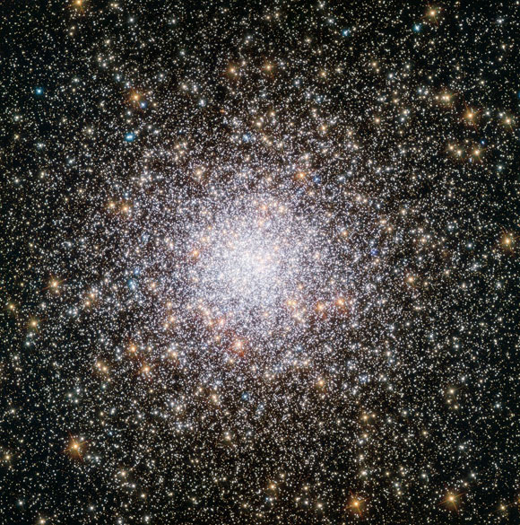 Hubble Views Star Cluster NGC 362