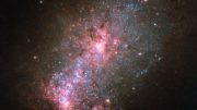 Hubble Views the Vibrant Core of Galaxy NGC 3125