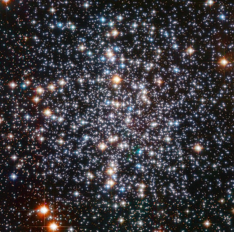 Hubble shows the center of globular cluster M4