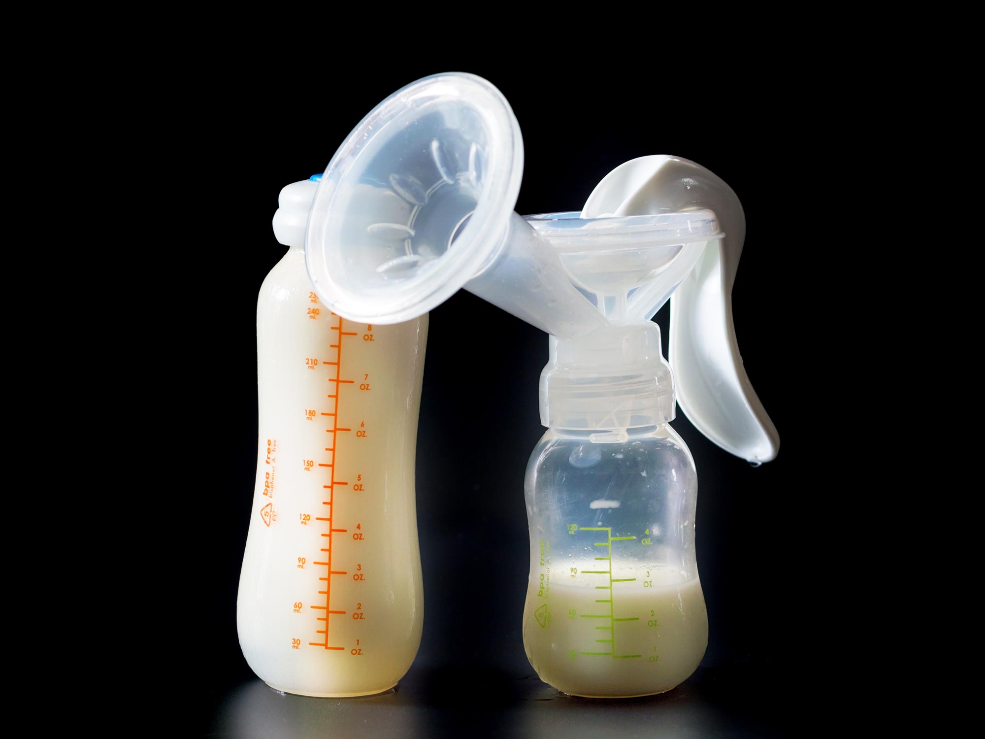 Living Cells Discovered In Human Breast Milk Could Aid Breast Cancer