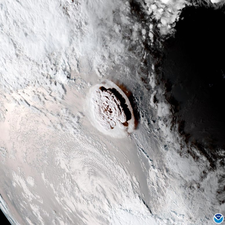 Hunga Tonga Eruption NASA GOES 17 Satellite