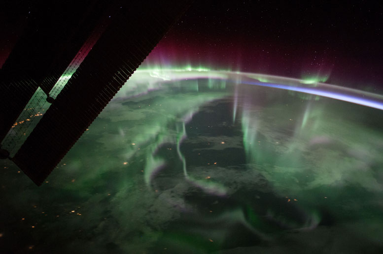 ISS Views Northern Lights Over Canada