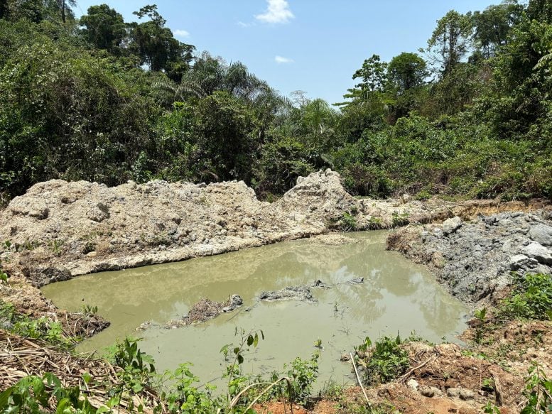 Illegal Gold Mine in Southern Ghana
