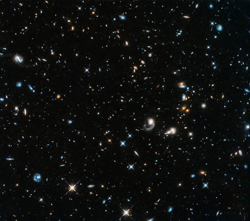 Hubble Telescope Opens Its Eye Again
