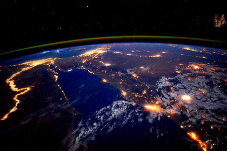Image of the Nile at Night from the International Space Station