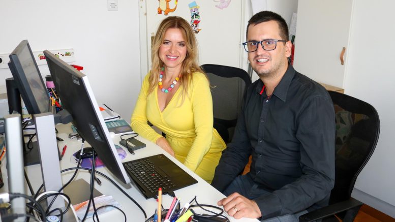 Iva Tolić & Kruno Vuku&scaron;ić Sitting
