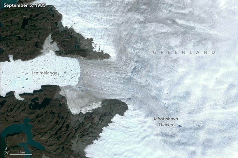 Jakobshavn Isbrae Glacier in Greenland