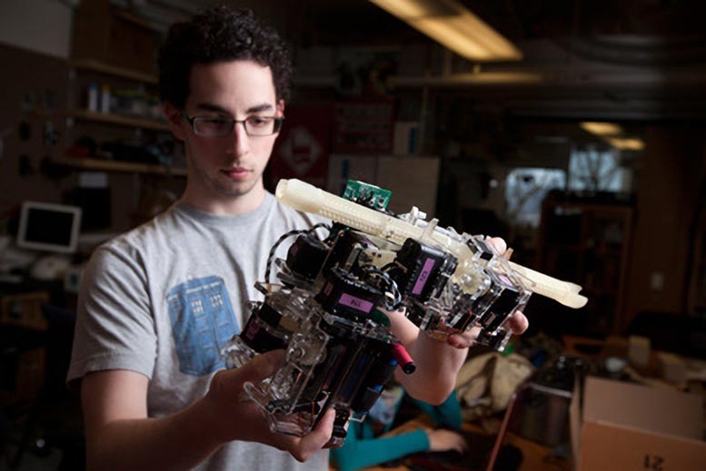 Jeremy Blum Prototype Robot