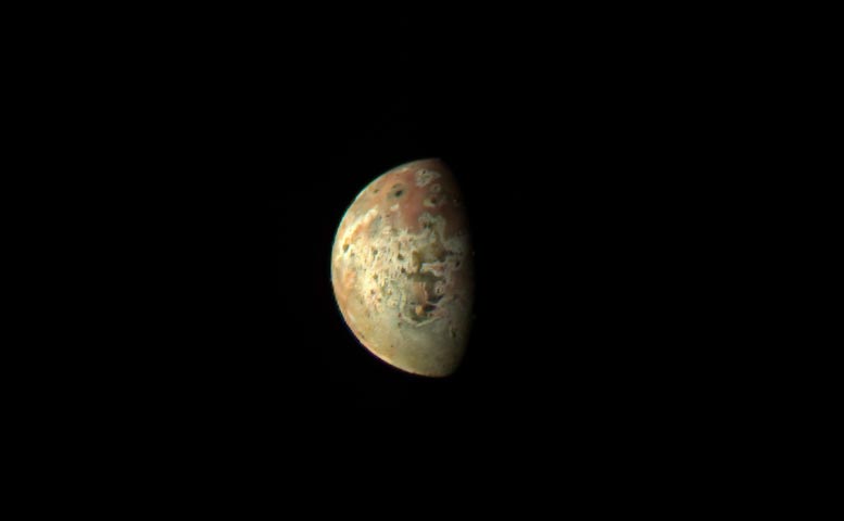 Juno Getting Closer to Jovian Moon Io
