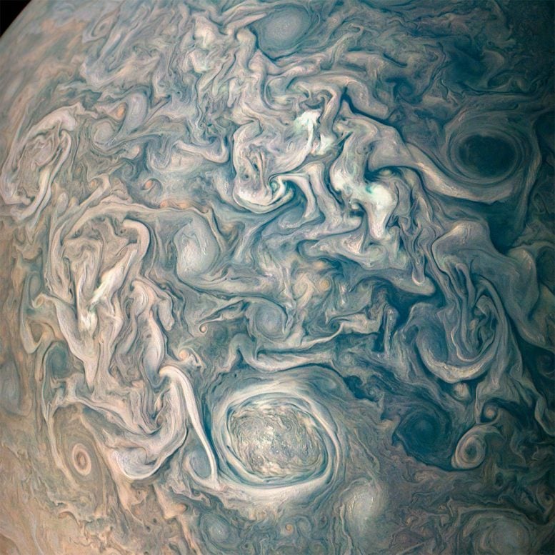Juno Views Swirling Clouds of Jupiter