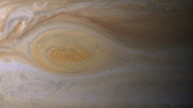 Jupiter's Red Spot Likely a Sunburn