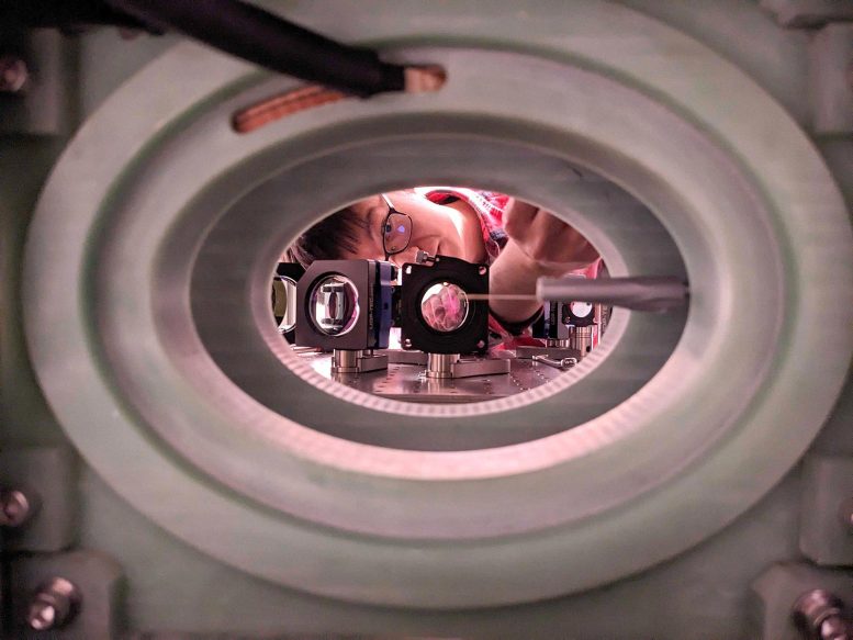 Kon Leung Traps Atoms