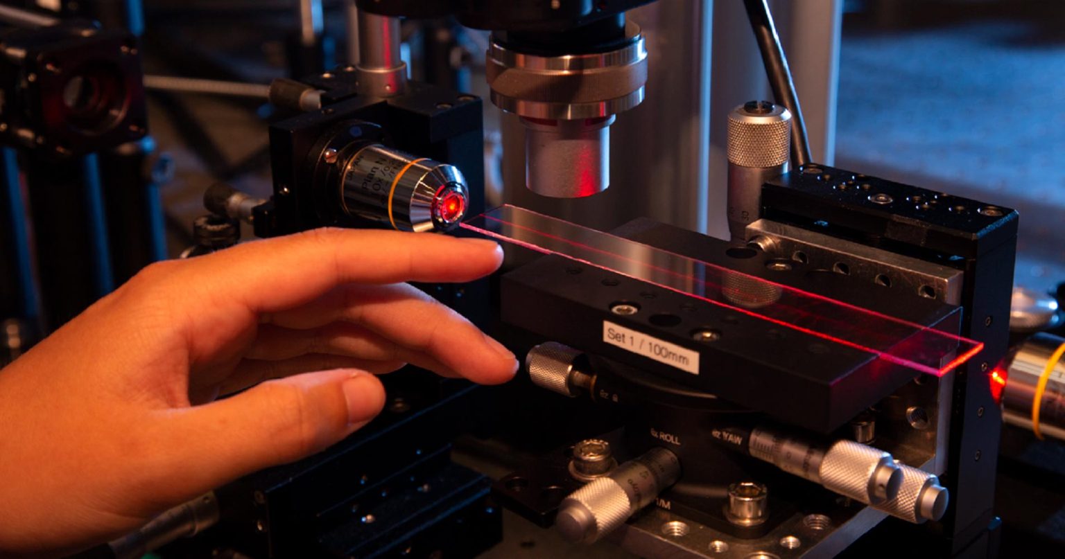 Photonic Chips Blaze New Trails in Light Dynamics