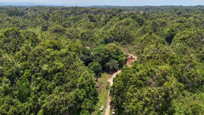 Leang Metanduno Sky View