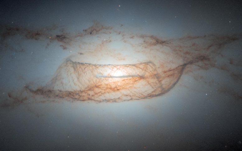 Lenticular Galaxy NGC 4753