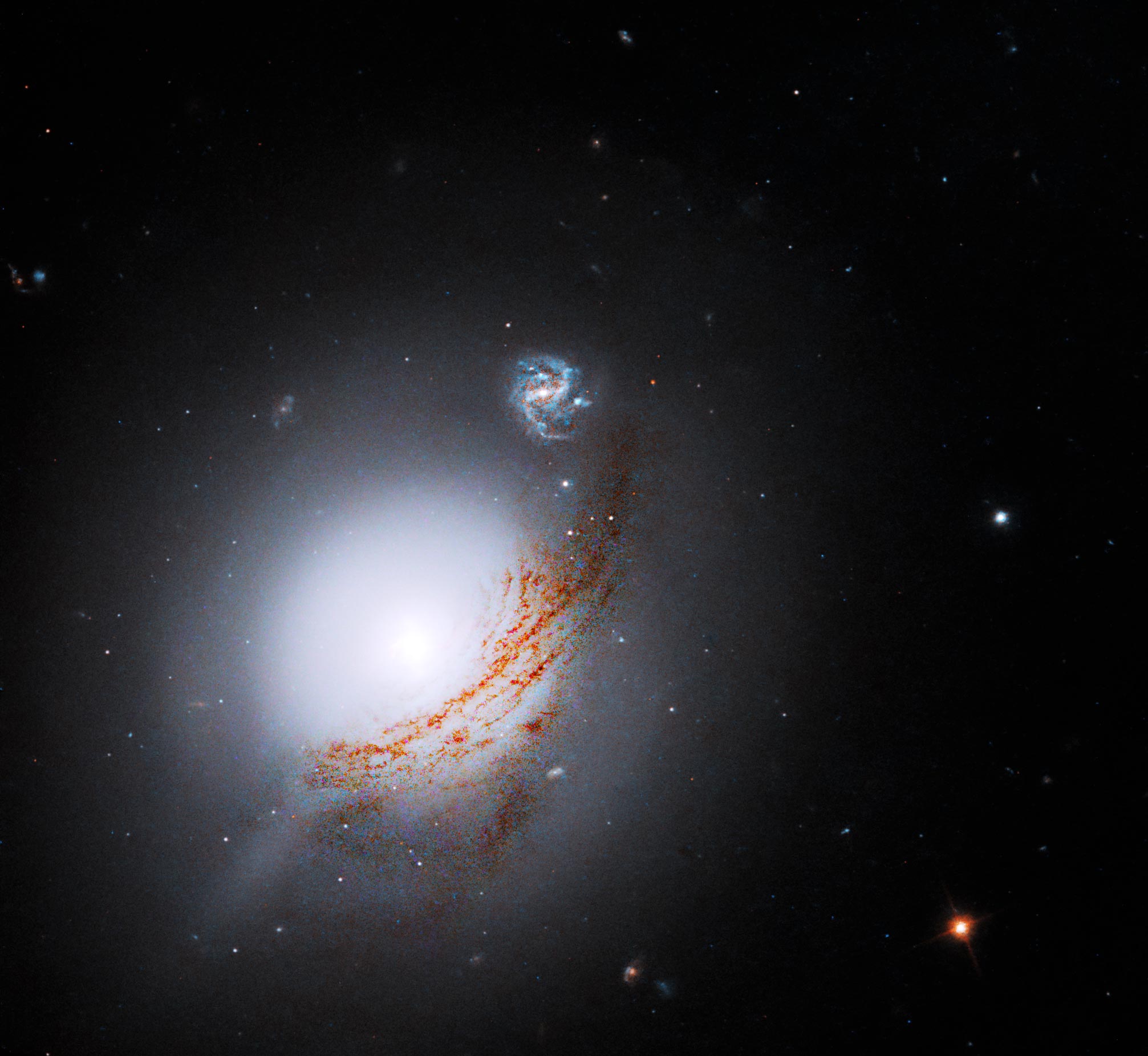 La belle galaxie lumineuse de Sievert a été révélée