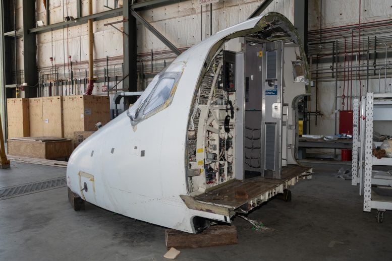 MD-90 Aircraft Cockpit