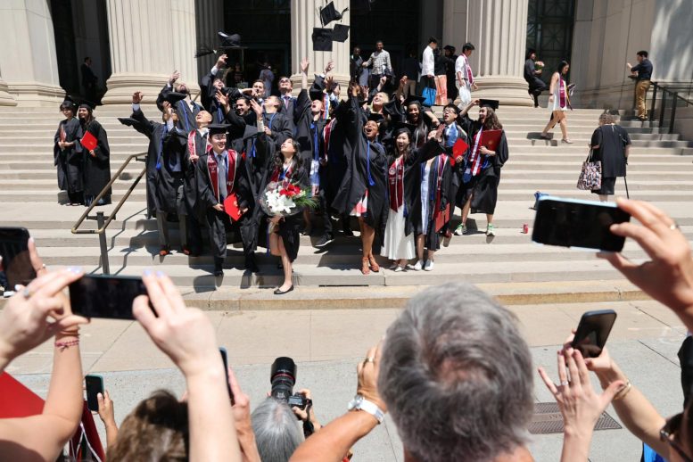MIT 2023 Graduates Celebrate