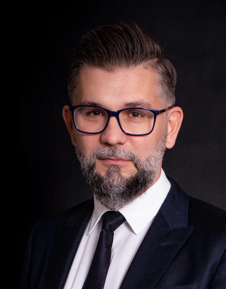 Maciej Banach