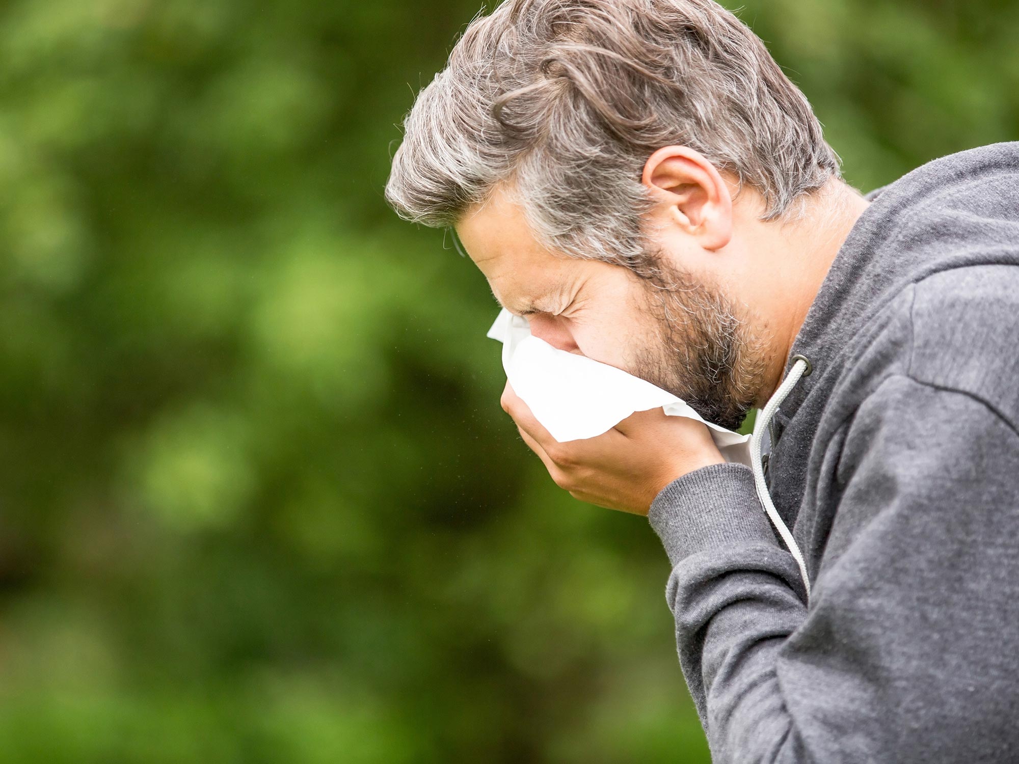 7 Tips for Exercising During Allergy Season