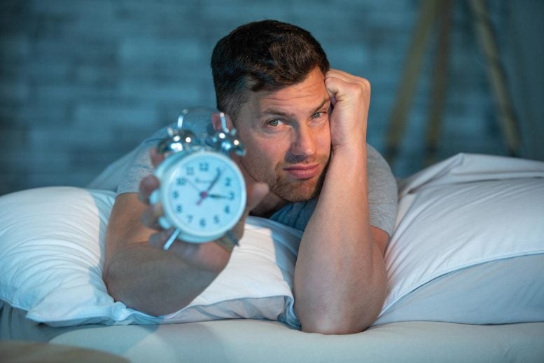 Irregular Bedtimes Could Double Your Risk of Heart Attack and Stroke
