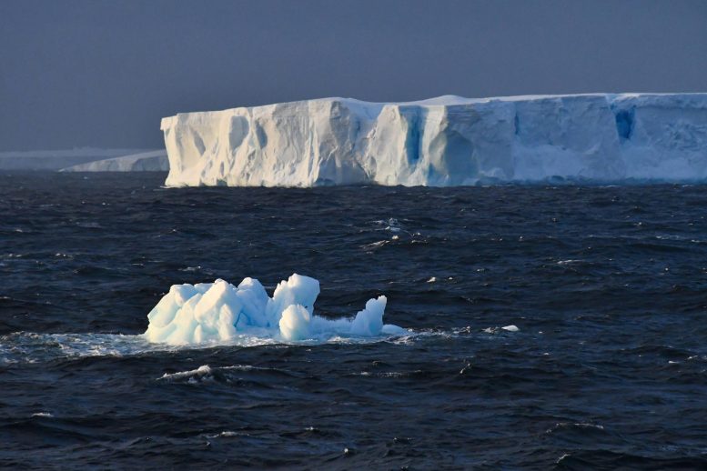 Marinoan Ice Age Iceberg
