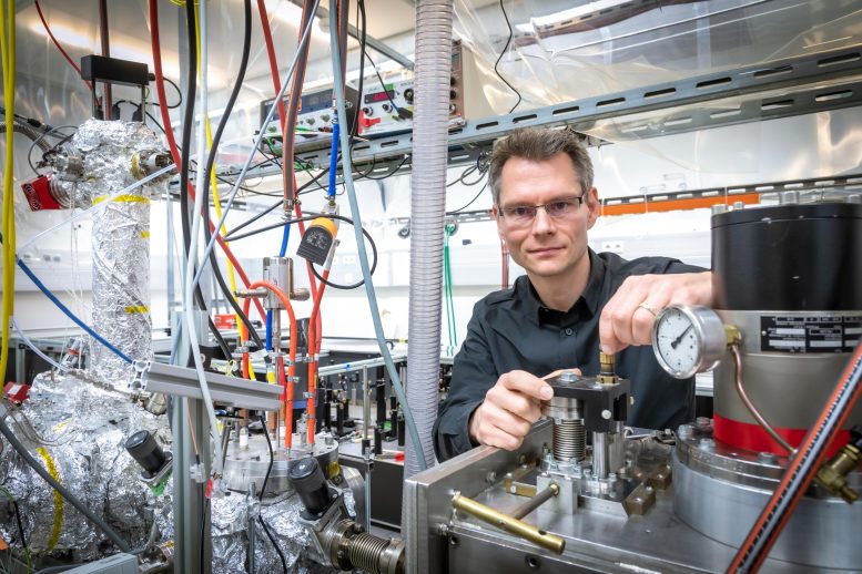 Markus Koch in the Femtosecond Laser Laboratory