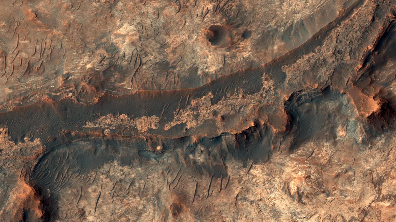 Pourquoi Mars s’est-il asséché ?  Le mystère s’approfondit alors qu’une nouvelle étude indique des réponses inhabituelles