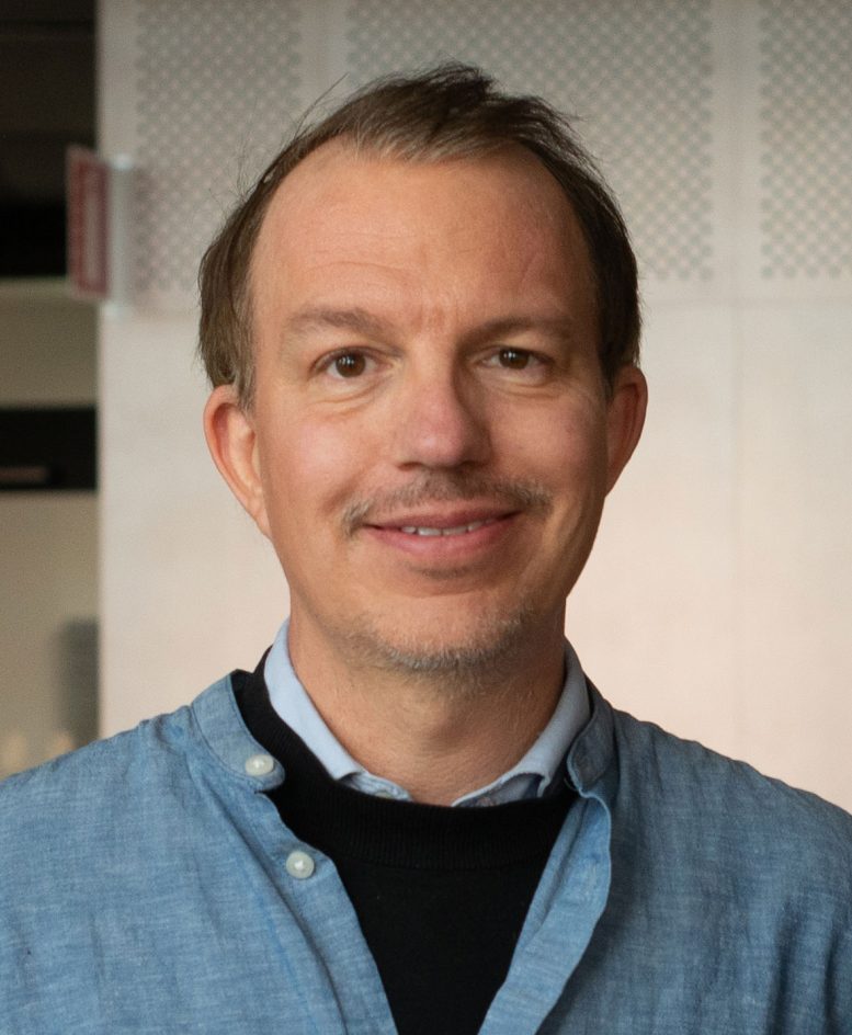 Mattias Carlström