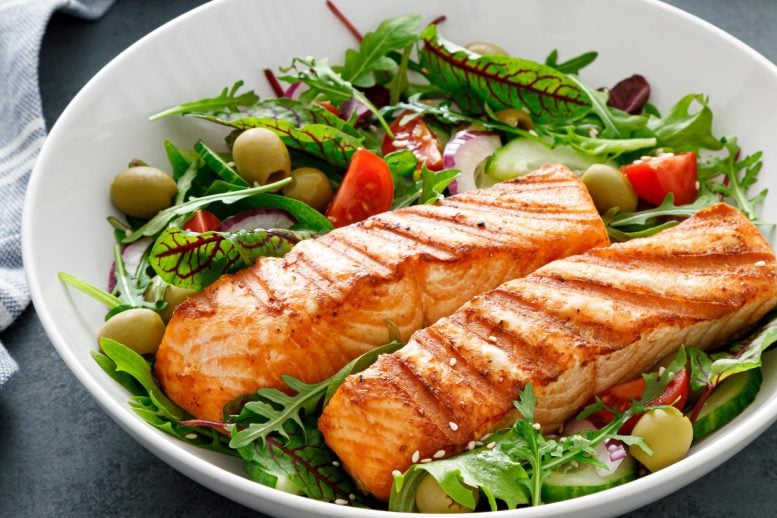 Mediterranean Diet Salmon With Salad